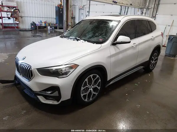 WBXJG9C09M5T16508 2021 BMW X1 - Image 2