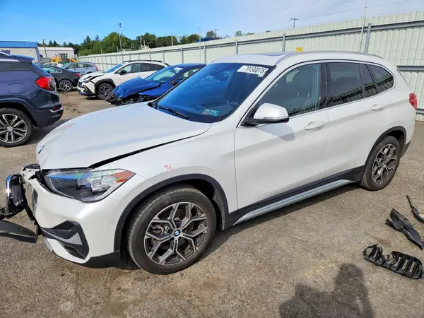 WBXJG9C09M5T48231 2021 BMW X1 - Image 1