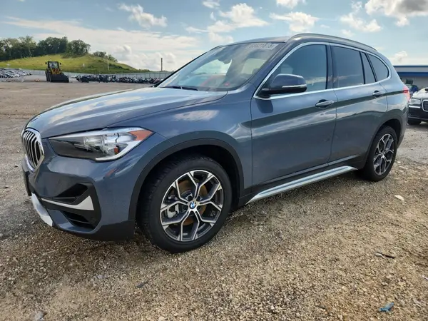 WBXJG9C09M5T74084 2021 BMW X1 - Image 1