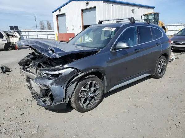 WBXJG9C09M5U35384 2021 BMW X1 - Image 1