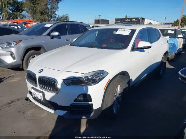 WBXYH9C00M5S50779 2021 BMW X2 - Image 2