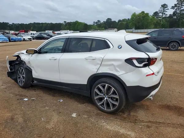 WBXYH9C01N5T78854 2022 BMW X2 - Image 2