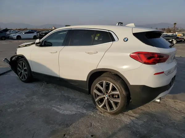 WBXYH9C02L5N88845 2020 BMW X2 - Image 2