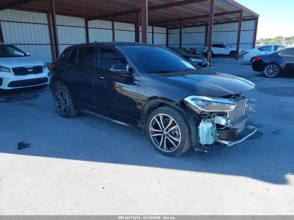 WBXYH9C03P5V50336 2023 BMW X2 - Image 1