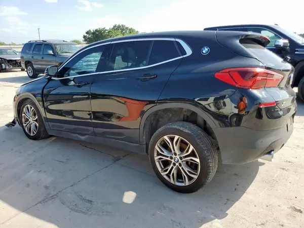 WBXYH9C05L5R16811 2020 BMW X2 - Image 2