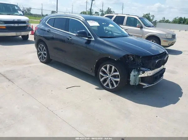 WBXYH9C05L5R54748 2020 BMW X2 - Image 1