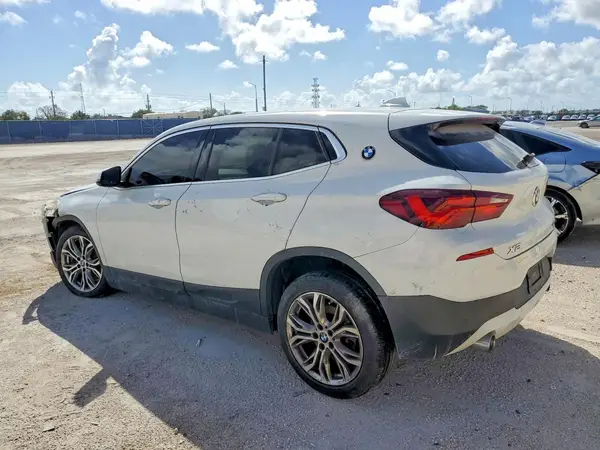 WBXYH9C05M5T13424 2021 BMW X2 - Image 2
