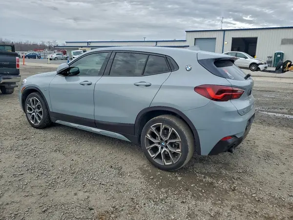 WBXYH9C06N5T72838 2022 BMW X2 - Image 2