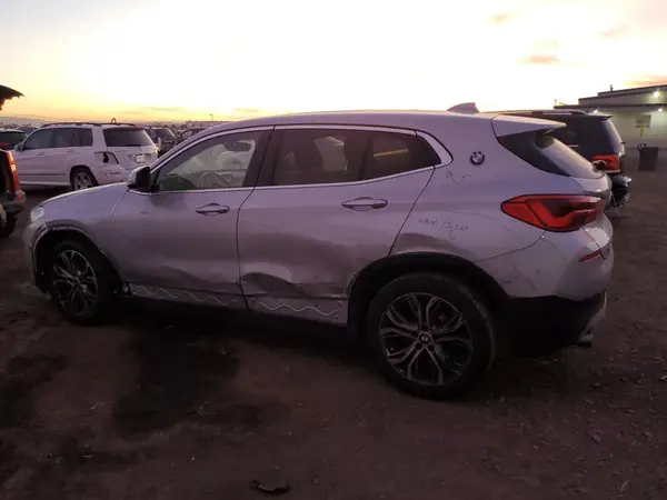 WBXYH9C09L5P95698 2020 BMW X2 - Image 2