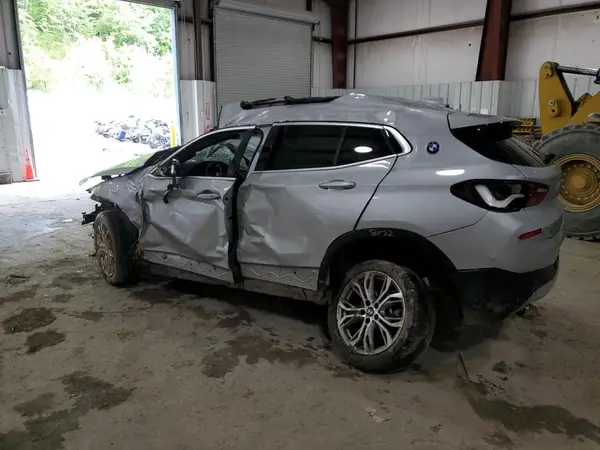 WBXYH9C09M5S43877 2021 BMW X2 - Image 2