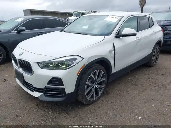 WBXYH9C09N5T76818 2022 BMW X2 - Image 2