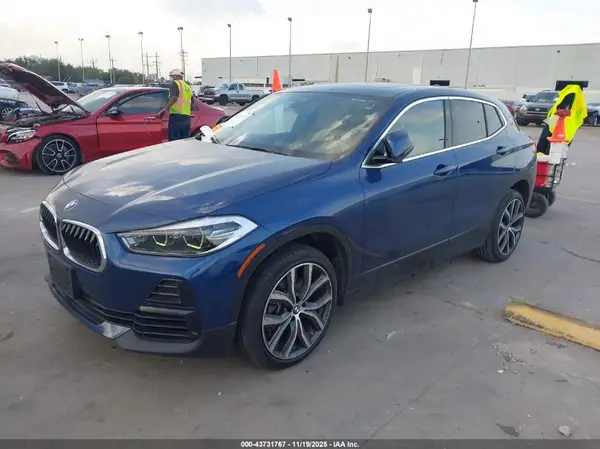WBXYH9C0XN5U64700 2022 BMW X2 - Image 2