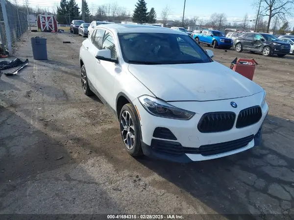 WBXYJ1C00P5V29711 2023 BMW X2 - Image 1