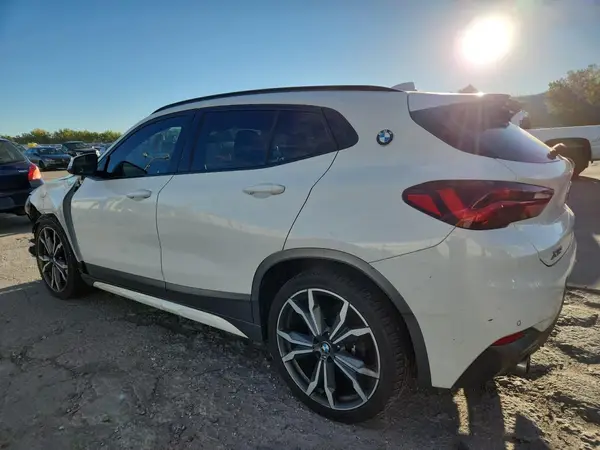 WBXYJ1C01L5R67809 2020 BMW X2 - Image 2