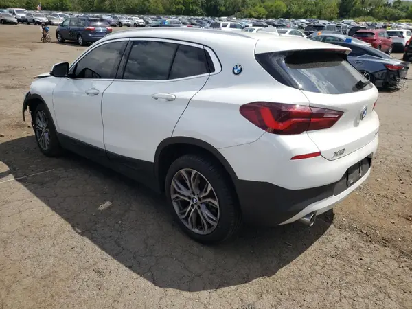 WBXYJ1C01M5T03270 2021 BMW X2 - Image 2