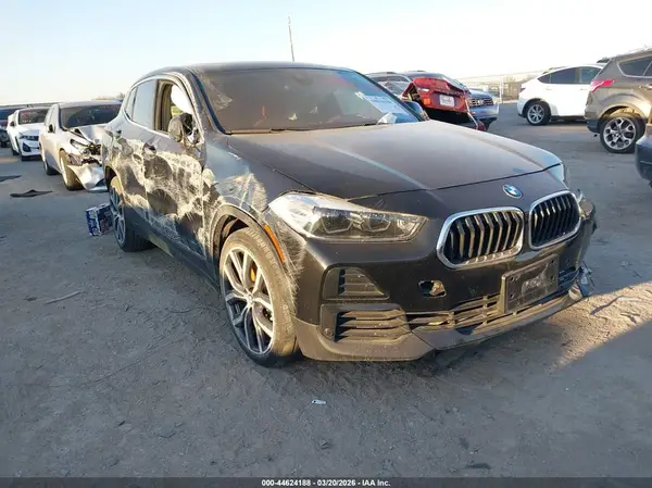WBXYJ1C01N5T82165 2022 BMW X2 - Image 1