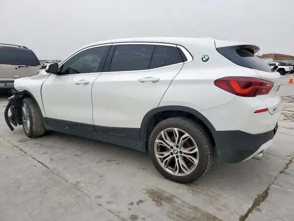 WBXYJ1C02N5U07106 2022 BMW X2 - Image 2