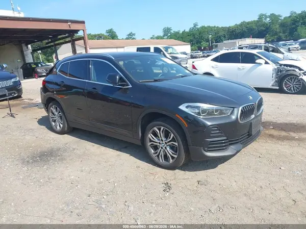 WBXYJ1C04N5T48740 2022 BMW X2 - Image 1