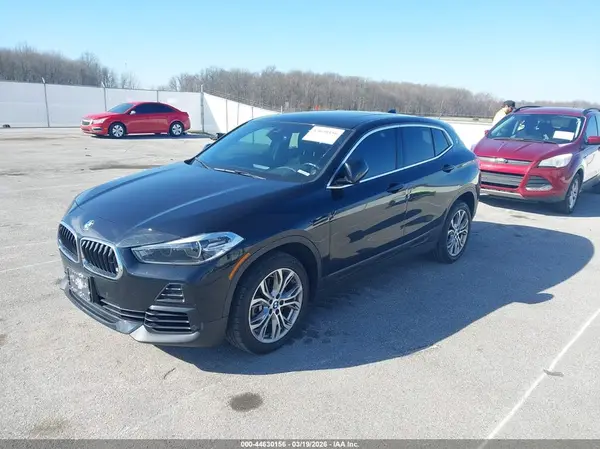 WBXYJ1C04N5U33142 2022 BMW X2 - Image 2