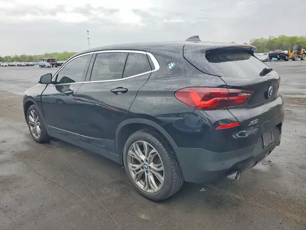 WBXYJ1C05N5T89698 2022 BMW X2 - Image 2