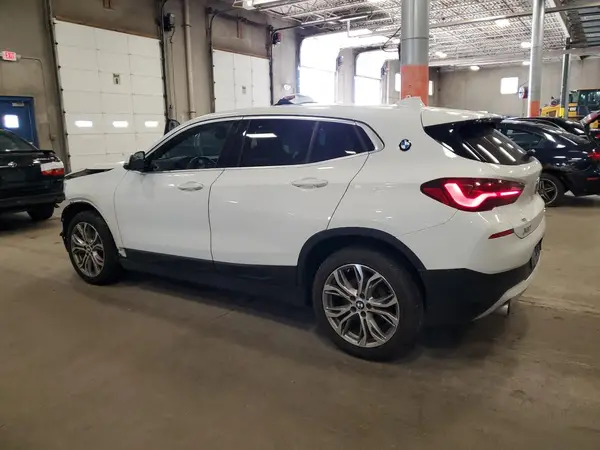 WBXYJ1C05N5U18648 2022 BMW X2 - Image 2
