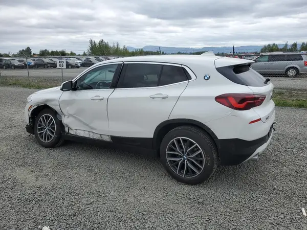 WBXYJ1C05N5U49205 2022 BMW X2 - Image 2