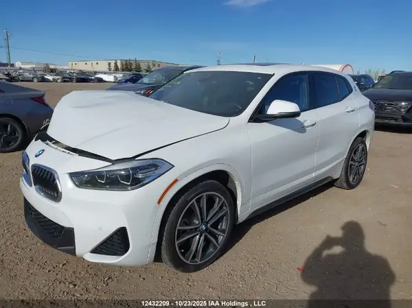 WBXYJ1C07N5T47727 2022 BMW X2 - Image 2