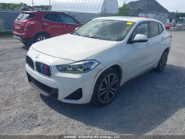 WBXYJ1C07N5U41686 2022 BMW X2 - Image 2