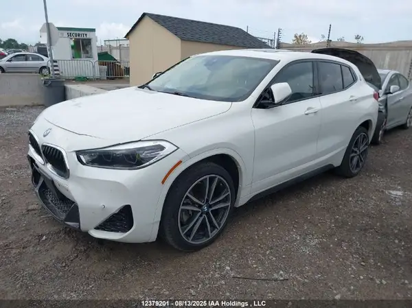 WBXYJ1C09N5T48636 2022 BMW X2 - Image 2