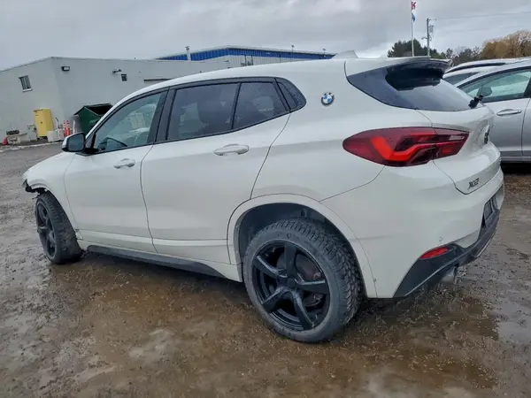 WBXYJ1C09N5T84259 2022 BMW X2 - Image 2