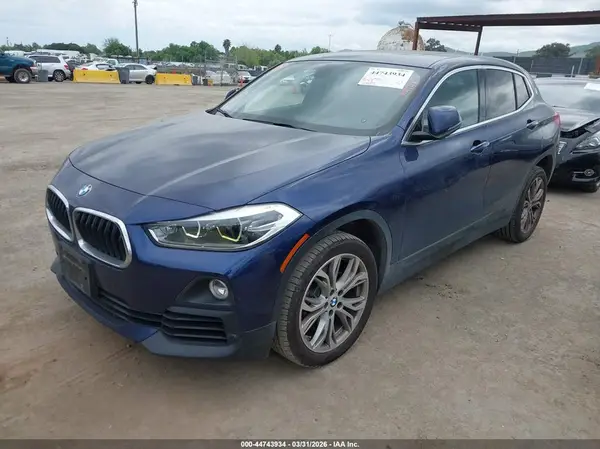 WBXYJ3C30JEB37909 2018 BMW X2 - Image 2