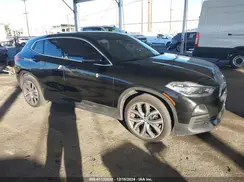 WBXYJ3C30JEJ81325 2018 BMW X2