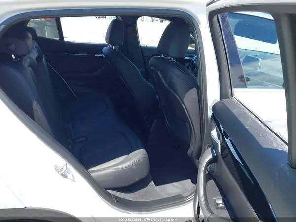 WBXYJ3C30JEJ91241 2018 BMW X2 - Image 8