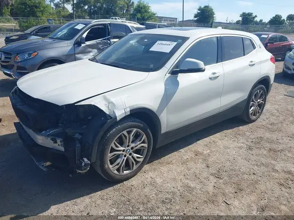 WBXYJ3C31JEB37949 2018 BMW X2 - Image 2