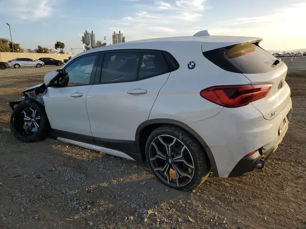 WBXYJ3C31JEJ84041 2018 BMW X2 - Image 2