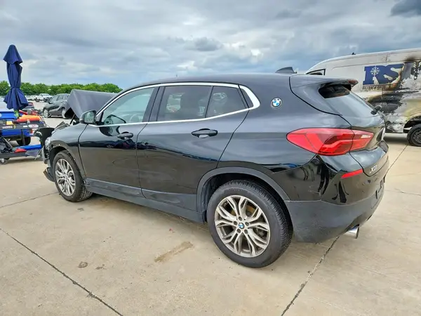 WBXYJ3C31JEP76295 2018 BMW X2 - Image 2
