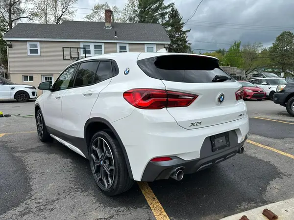 WBXYJ3C32JEJ75882 2018 BMW X2 - Image 2