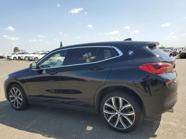 WBXYJ3C32JEJ81472 2018 BMW X2 - Image 2