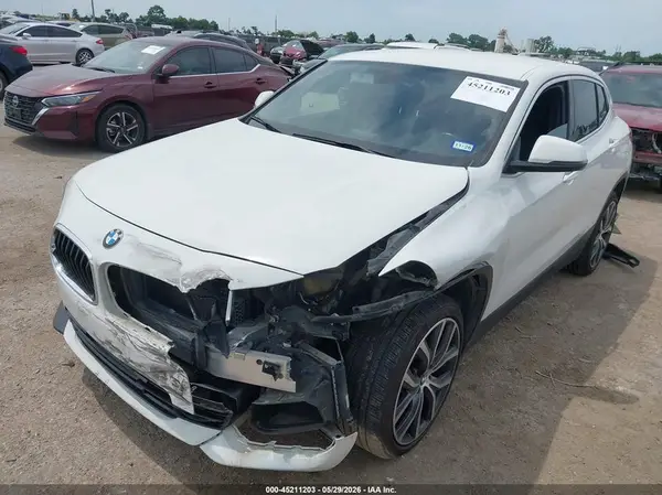 WBXYJ3C32JEJ89653 2018 BMW X2 - Image 2