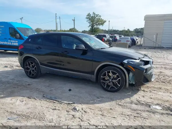 WBXYJ3C32JEP75799 2018 BMW X2 - Image 1