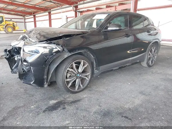 WBXYJ3C32JEP76452 2018 BMW X2 - Image 2