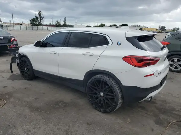 WBXYJ3C33JEJ75518 2018 BMW X2 - Image 2