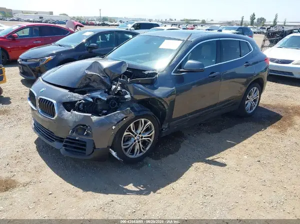 WBXYJ3C33JEJ84137 2018 BMW X2 - Image 2