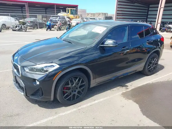 WBXYJ3C34JEJ84583 2018 BMW X2 - Image 2