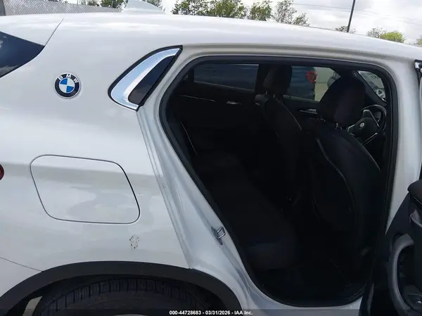 WBXYJ3C35JEJ81482 2018 BMW X2 - Image 8