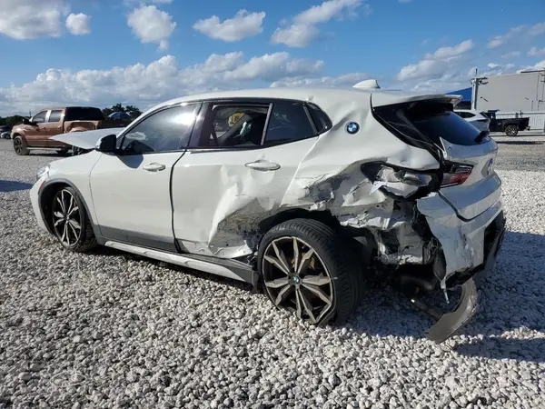 WBXYJ3C35JEP75716 2018 BMW X2 - Image 2