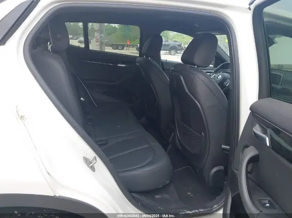 WBXYJ3C36JEB37994 2018 BMW X2 - Image 8