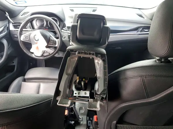 WBXYJ3C36JEJ75836 2018 BMW X2 - Image 8
