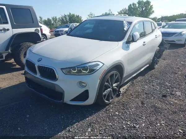 WBXYJ3C36JEJ81815 2018 BMW X2 - Image 2