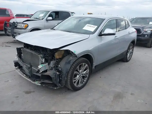 WBXYJ3C36JEJ84570 2018 BMW X2 - Image 2